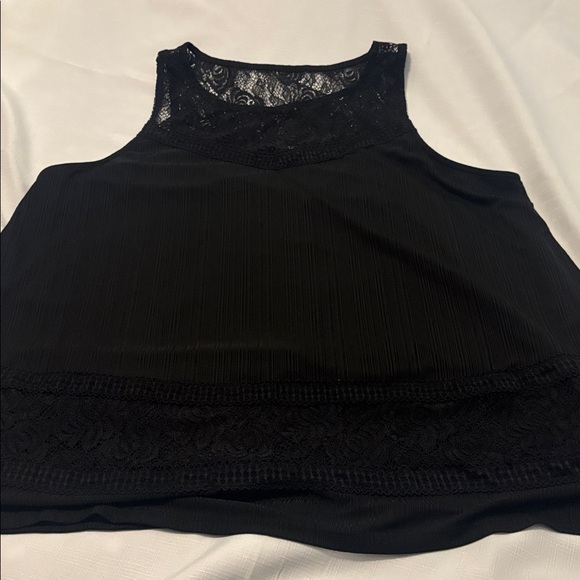 Torrid Black Lace Trim Inset Tank SZ 2X Sleeveless Top Stretch fully lined goth - Picture 2 of 12